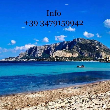 Mondello Stesicoro Apartment ปาแลร์โม ภายนอก รูปภาพ